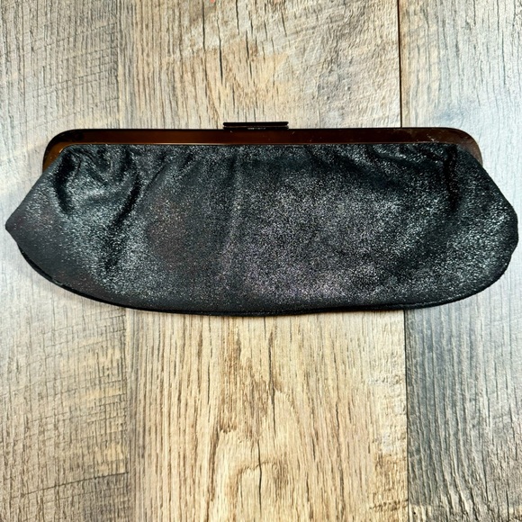 Vintage BANANA REPUBLIC Clutch Black and Gold Leather  Metallic Kiss Lock Purse - Picture 6 of 8